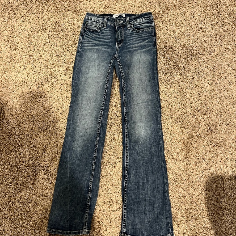 BKE Women's Payton Mid Rise, Regular length Boot Cut Jeans in Dark Blue